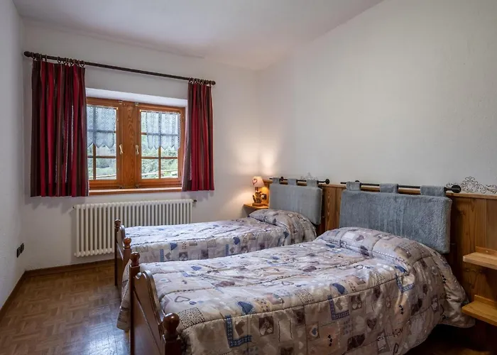 Lejlighed Renard By Interhome Sarre